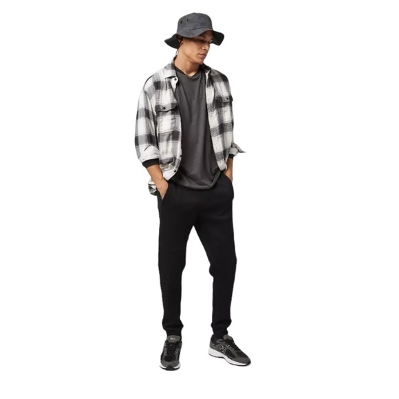AE Men’s Jogger Pants. 5 pockets. Black Size XS #1205 - Picture 1 of 8